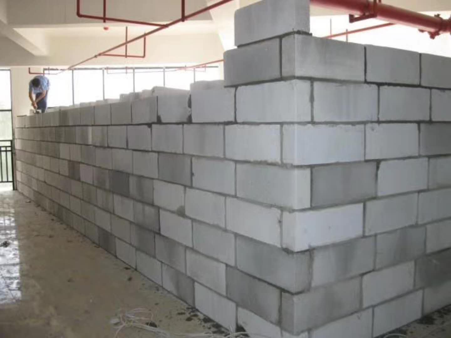 淮北蒸压加气混凝土砌块承重墙静力和抗震性能的研究